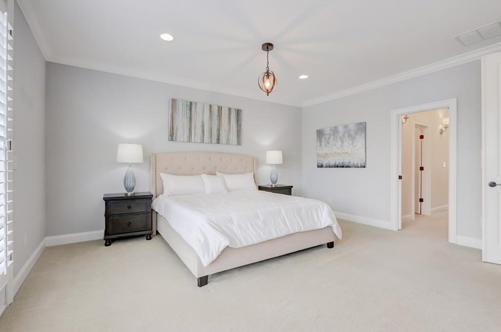 3784 Paces Lookout Cir, Atlanta GA  30339-1845 exterior
