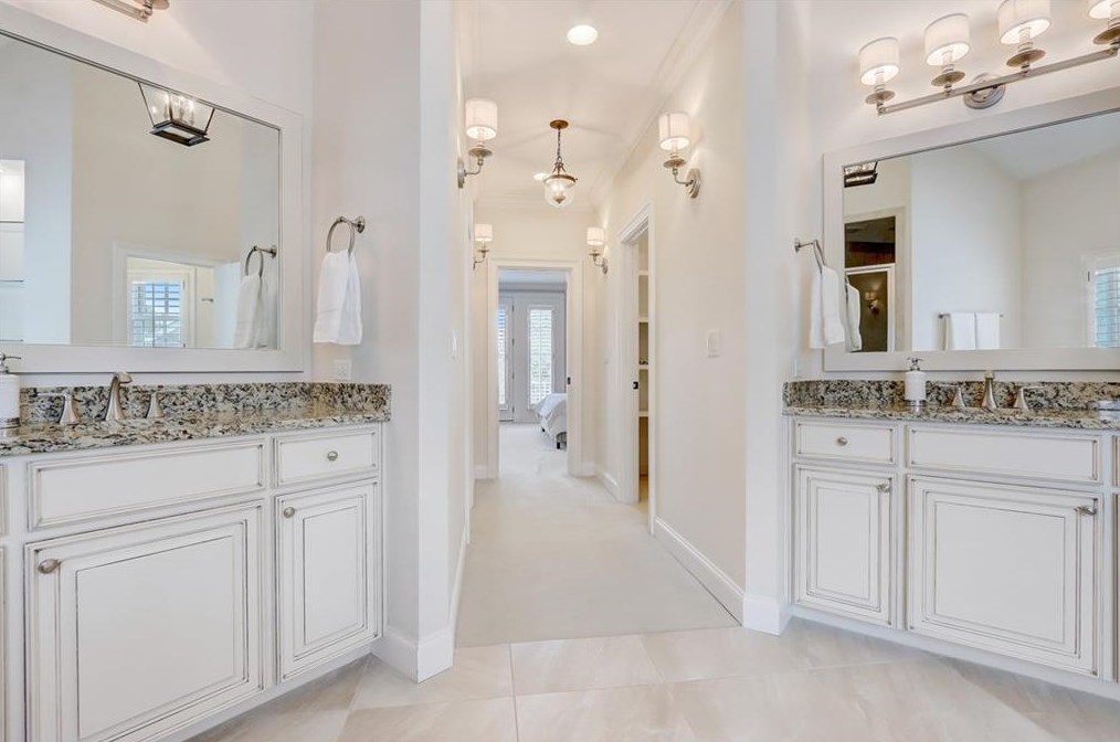 3784 Paces Lookout Cir, Atlanta GA  30339-1845 exterior