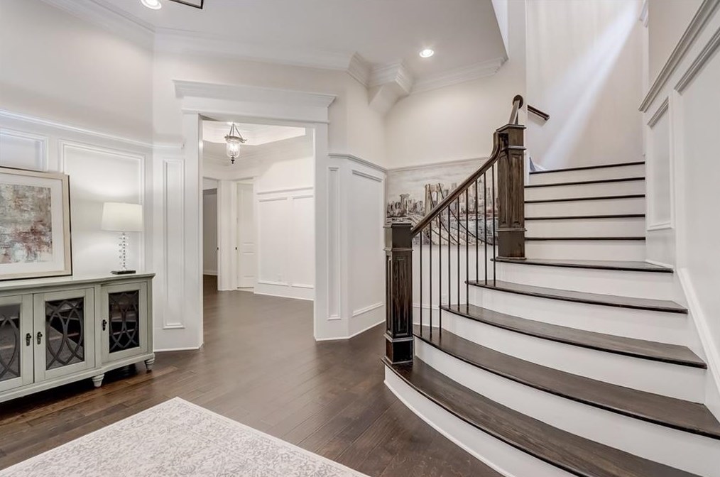 3784 Paces Lookout Cir, Atlanta GA  30339-1845 exterior
