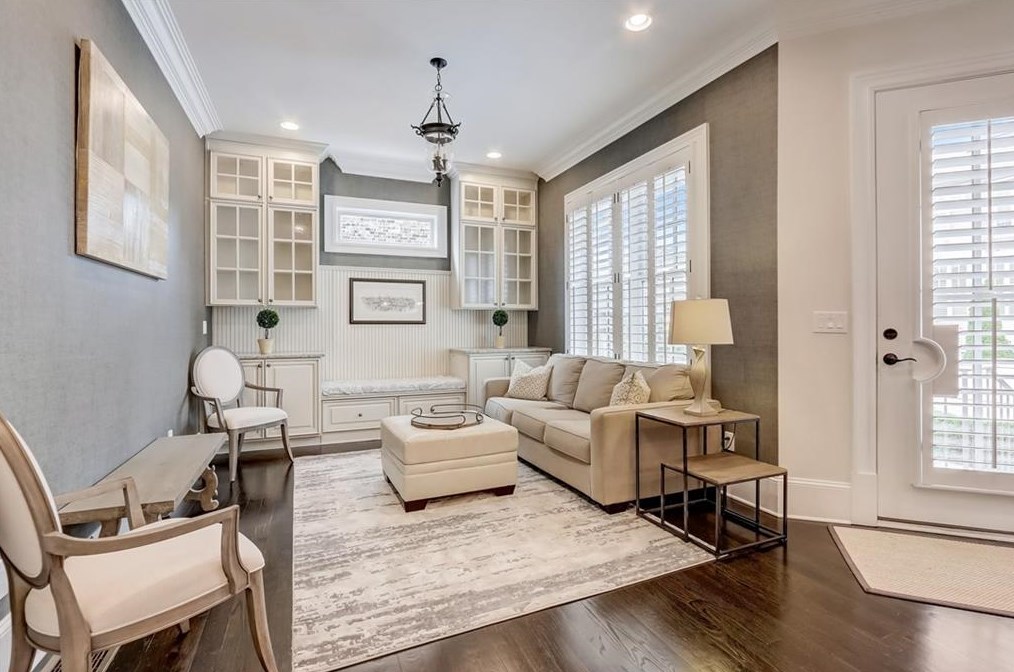 3784 Paces Lookout Cir, Atlanta GA  30339-1845 exterior