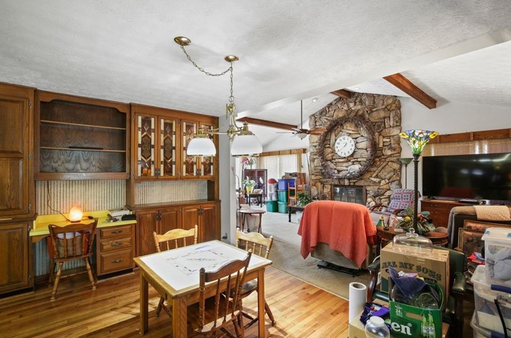 4381 King Valley Dr, Smyrna GA  30082-4226 exterior