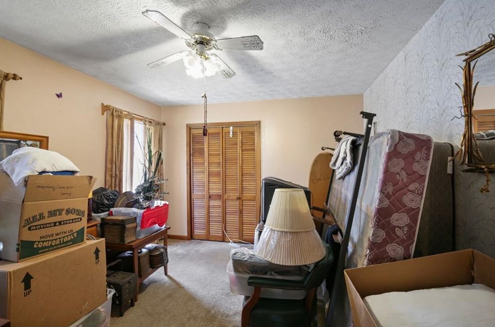 4381 King Valley Dr, Smyrna GA  30082-4226 exterior