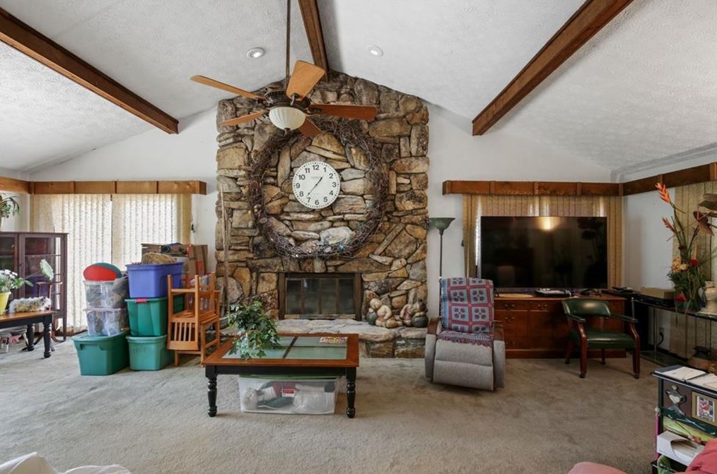 4381 King Valley Dr, Smyrna GA  30082-4226 exterior