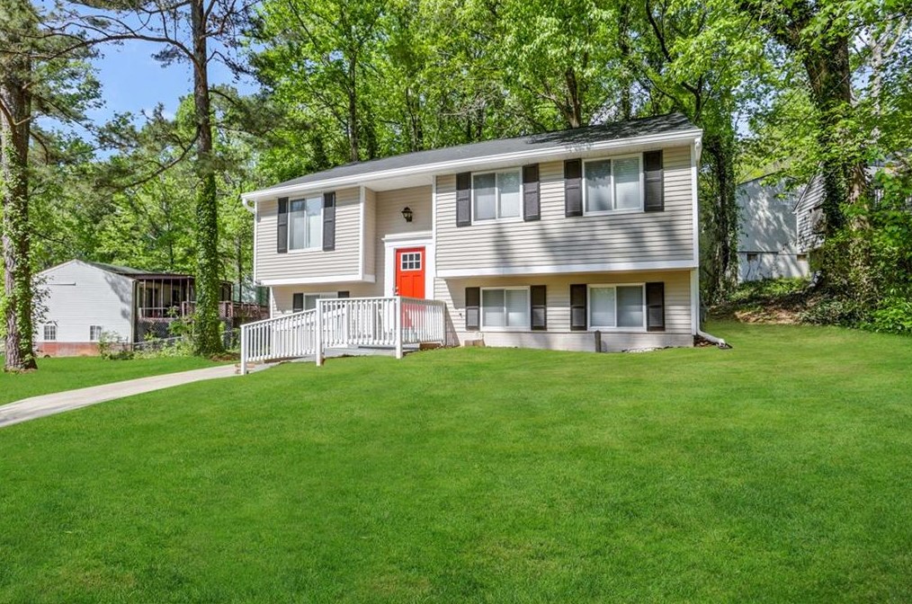 5309 Olde St, Stone Mountain, GA 30088
