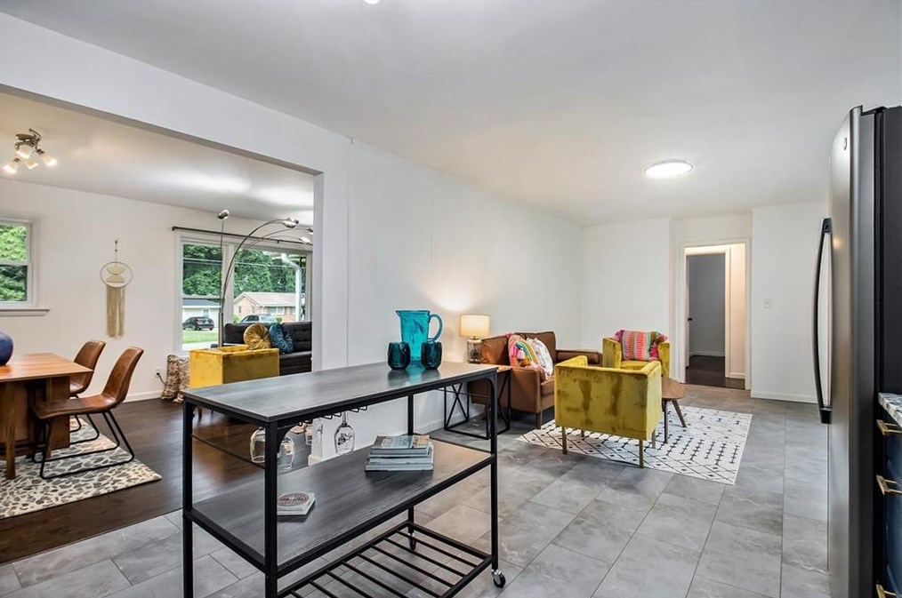 3217 Betty Cir, Decatur GA  30032-2416 exterior