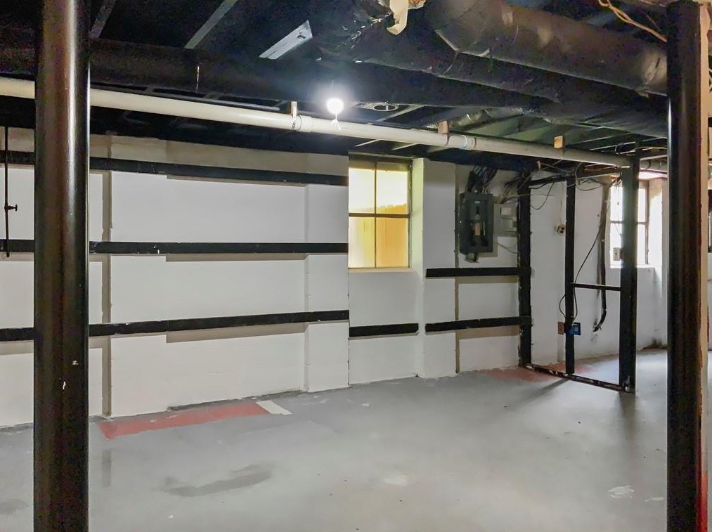 2985 Nursery Rd, Smyrna GA  30082-2131 exterior