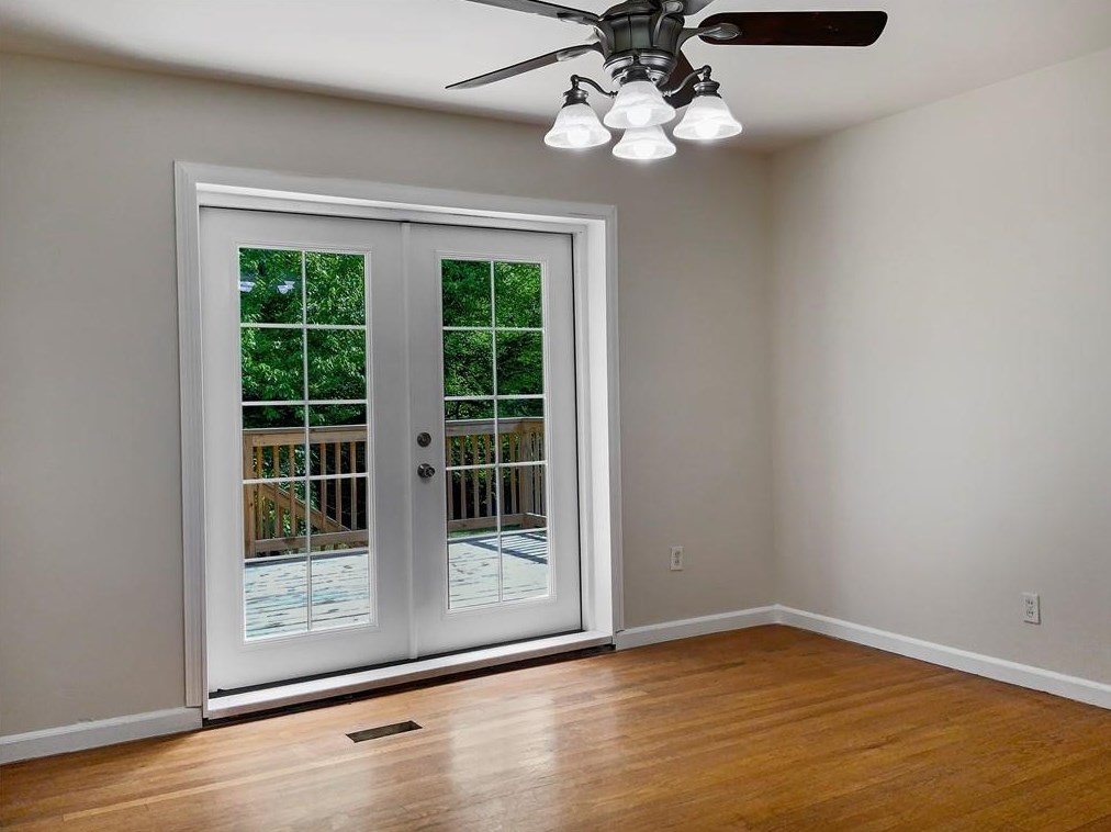 2985 Nursery Rd, Smyrna GA  30082-2131 exterior