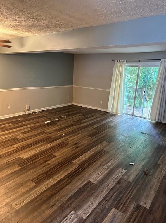4386 Overlook Dr, Acworth, GA 30101