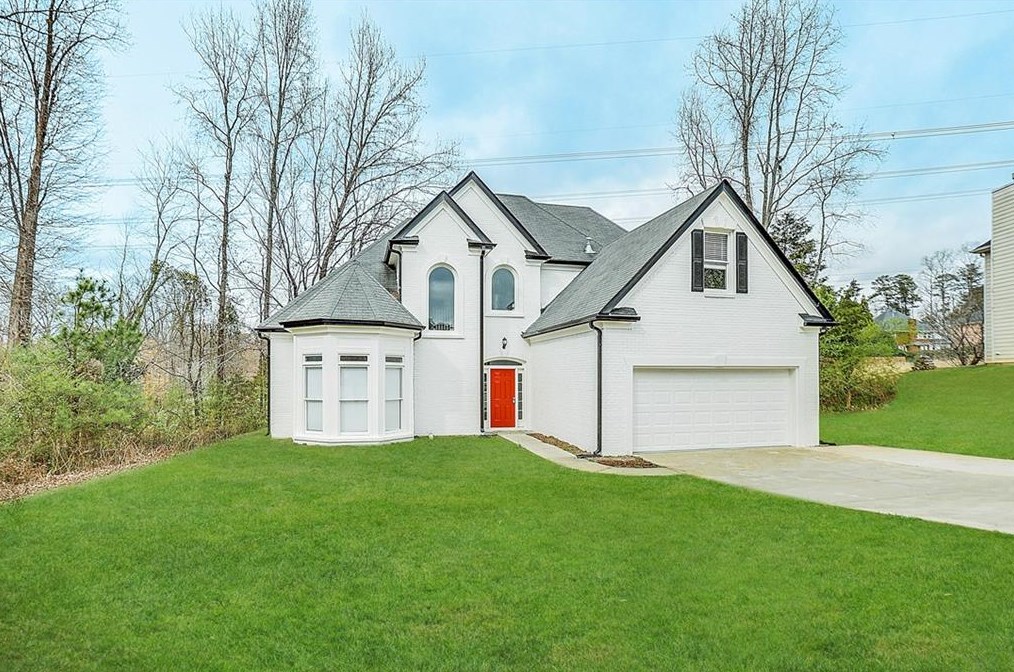 150 Cross Creek Dr, Lilburn, GA 30047