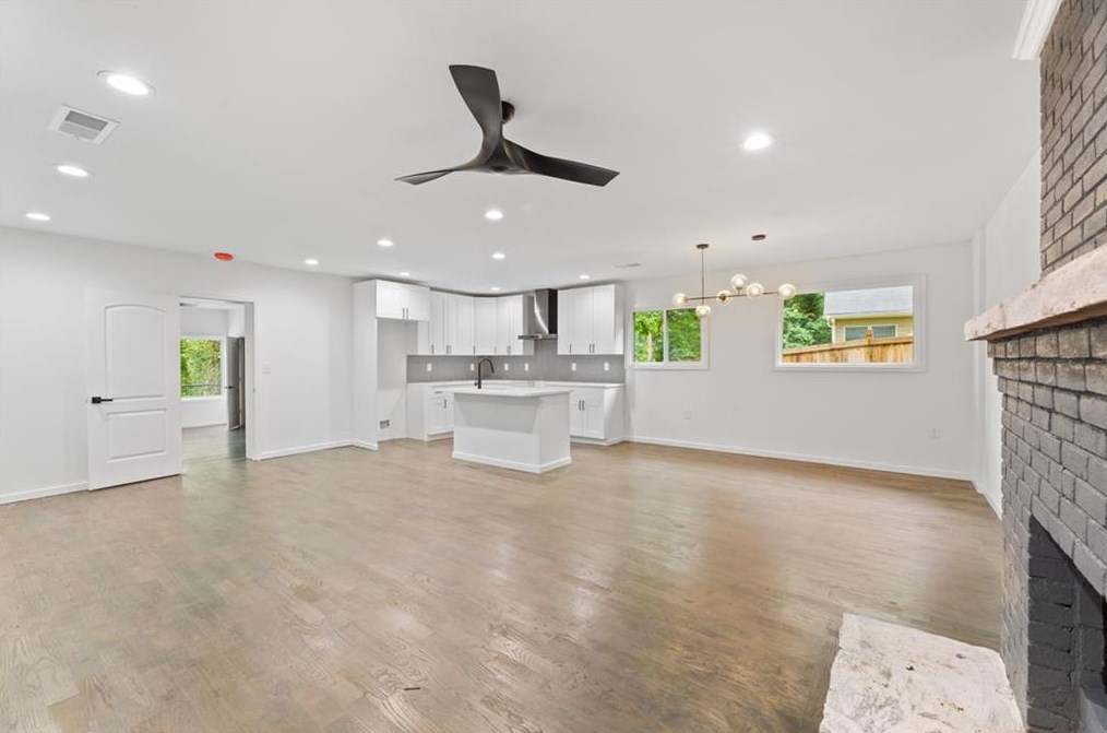 1600 Delano Dr, Decatur GA  30032-3338 exterior