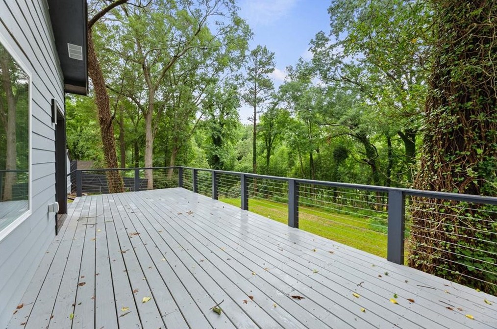 1600 Delano Dr, Decatur GA  30032-3338 exterior