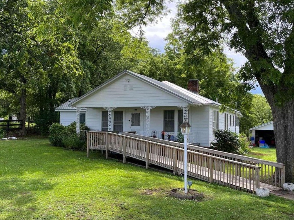 121 Yale Rd, Rome, GA 30161-7511