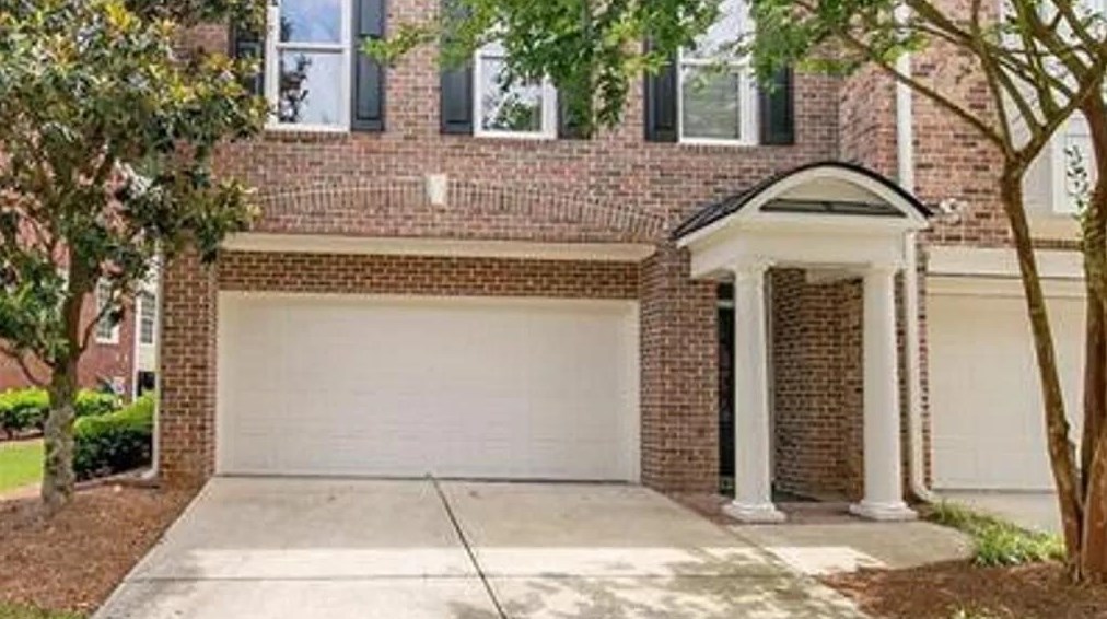 486 Vinings Estates Dr Se #b02, Mableton, GA