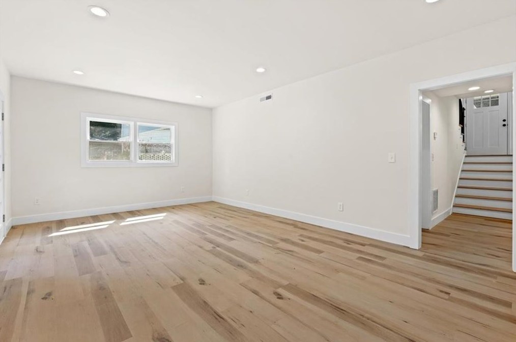 2376 Spg Crk Rd, Decatur GA 30033-2744 exterior