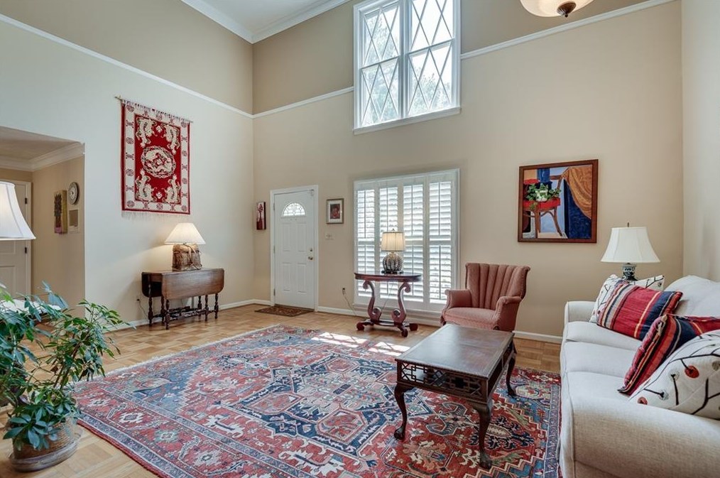9 Westchester Sq, Decatur, GA 30030-2370