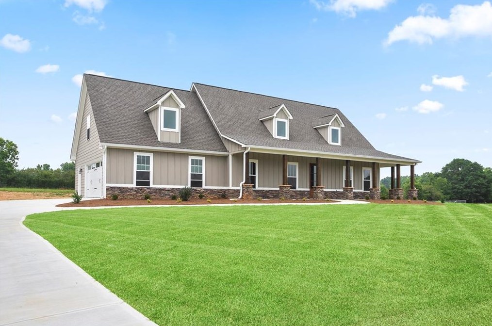 2460 Cross Plains Hulett Rd, Carrollton, GA 30116