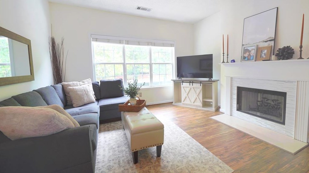 7113 Woodland Ln, Alpharetta, GA 30009