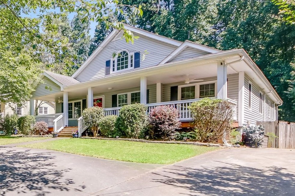 1344 Woodland Hills Dr, Atlanta, GA 30324-4626