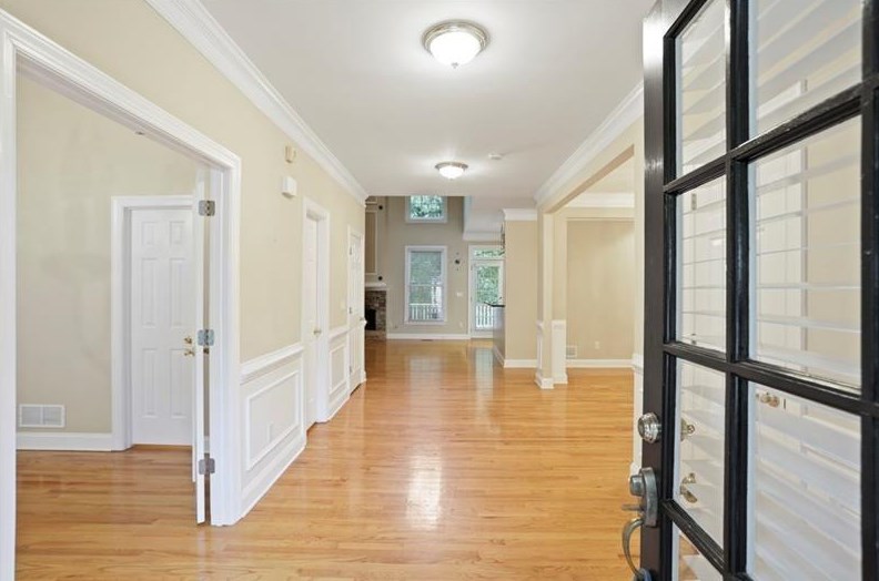 4962 Village Terrace Dr, Atlanta GA  30338-2312 exterior