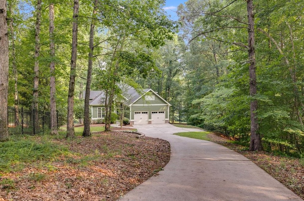 3507 Fairgreen Ct, Douglasville, GA 30135-2695