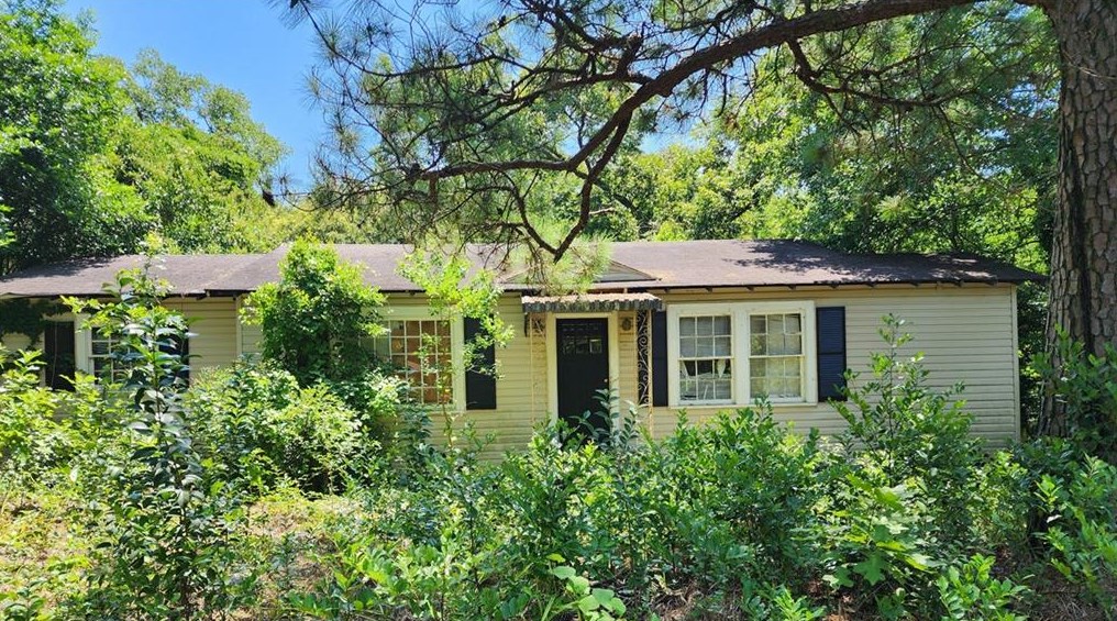3846 Flamingo Dr, Macon, GA 31206