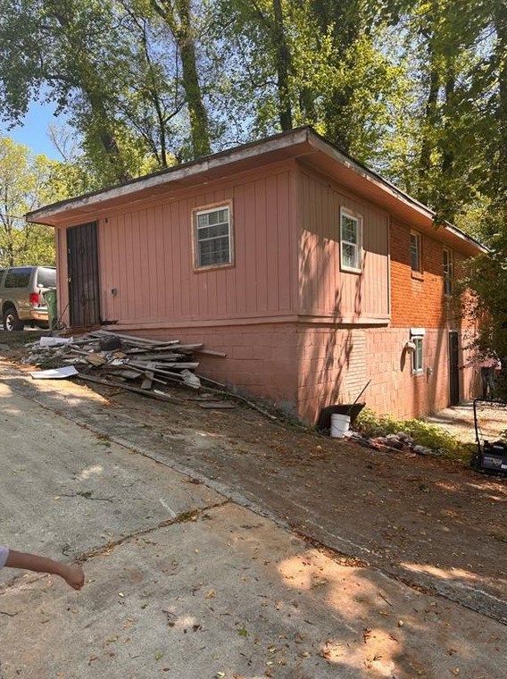 2863 Monterey Dr, Decatur GA 30032-3529 exterior