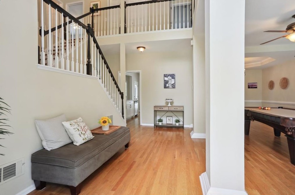 4735 Woodland Brook Ct, Atlanta, GA 30339-1572