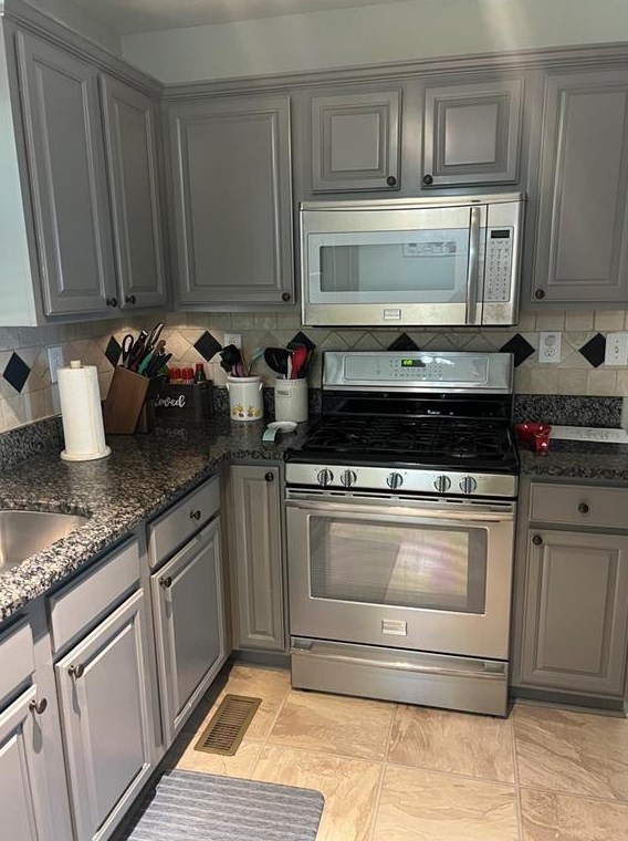 60 Winward Way, Smyrna GA  30082-1952 exterior