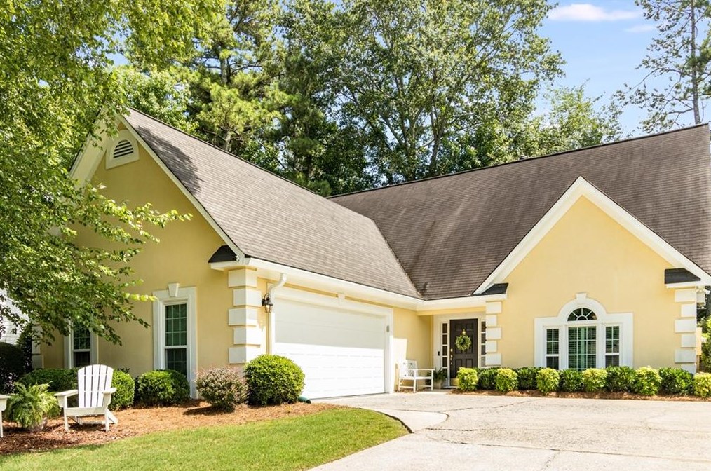 320 Oak Ter, Alpharetta, GA 30009-3659