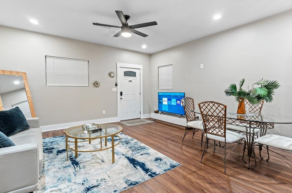 894 Pelham St Nw, Atlanta, GA 30318