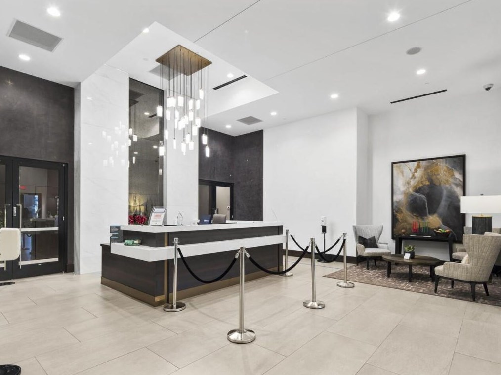 855 Peachtree St, Atlanta GA  30308-1218 exterior