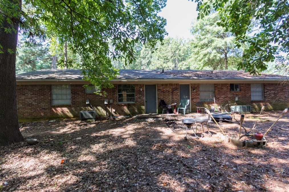 107 Burkshire Ct, Jonesboro, GA 30236-3312