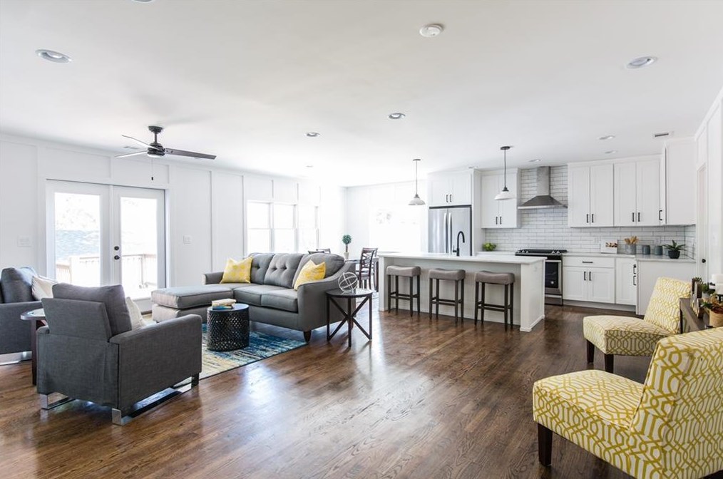 15 E Lake Dr Ne, Atlanta, GA 30317