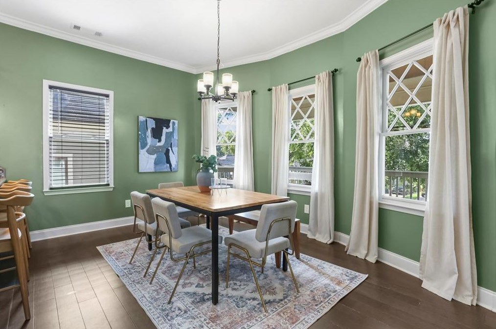 1177 Oak St, Atlanta GA  30318-4731 exterior