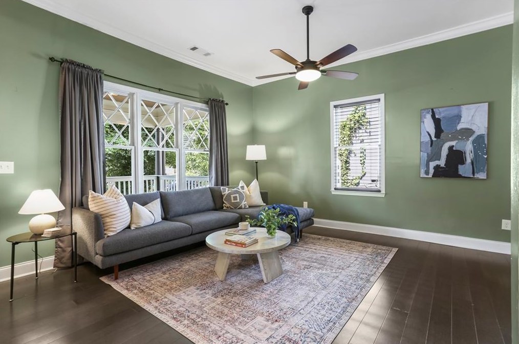 1177 Oak St, Atlanta GA  30318-4731 exterior