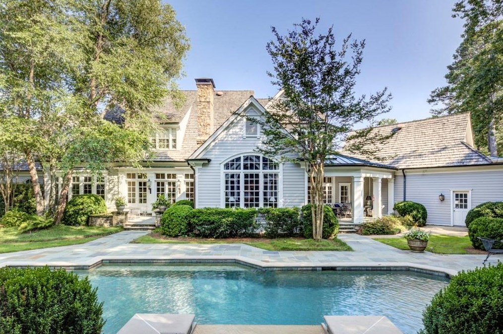 4700 Woodvale Dr, Atlanta GA  30327-4554 exterior