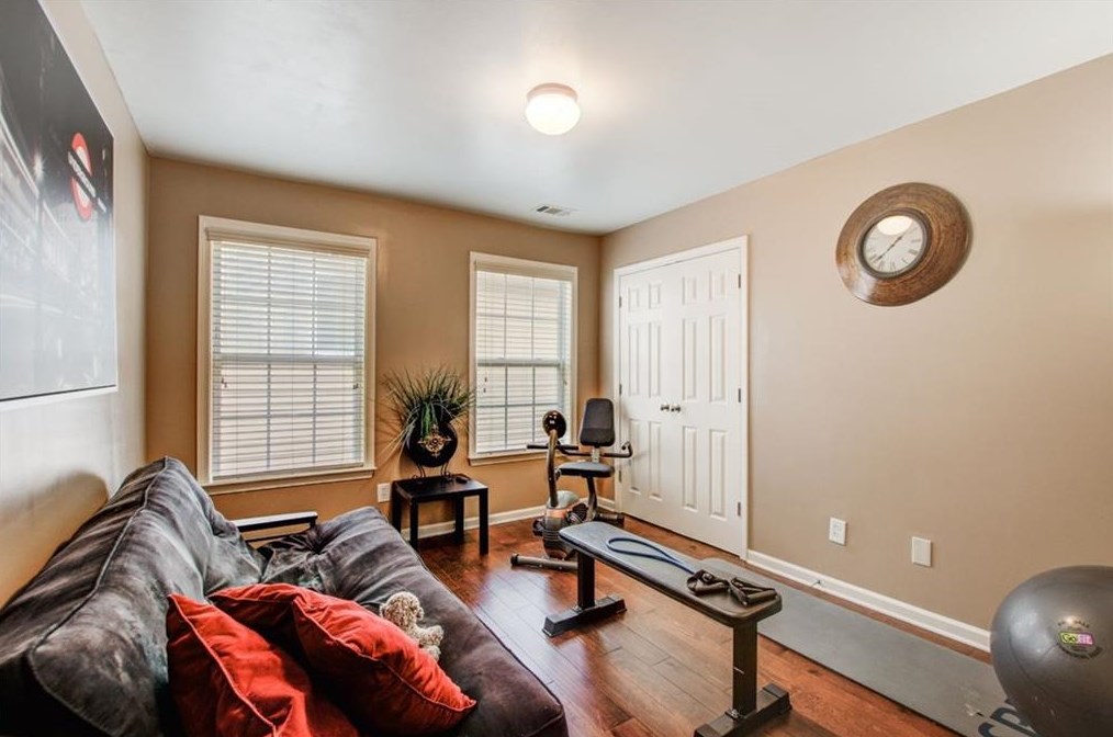 1109 Westchase Hl, Atlanta GA  30336-2926 exterior