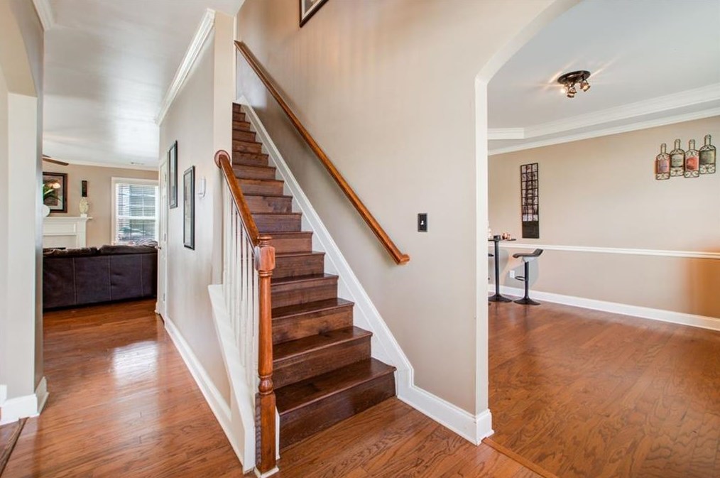 1109 Westchase Hl, Atlanta GA  30336-2926 exterior