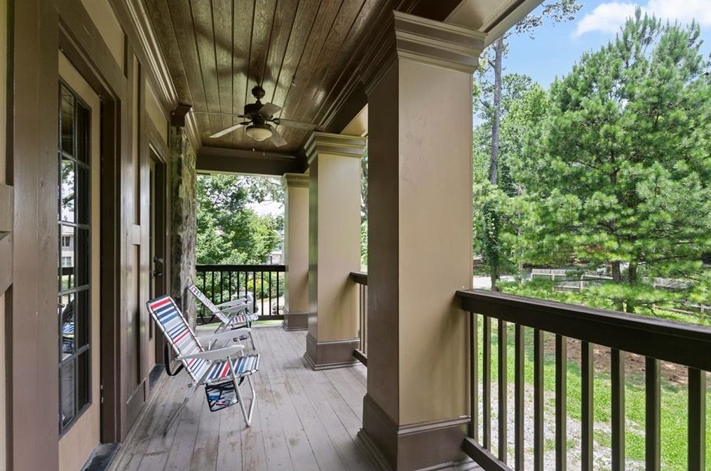 1121 Wimberly Rd, Atlanta GA  30319-2636 exterior