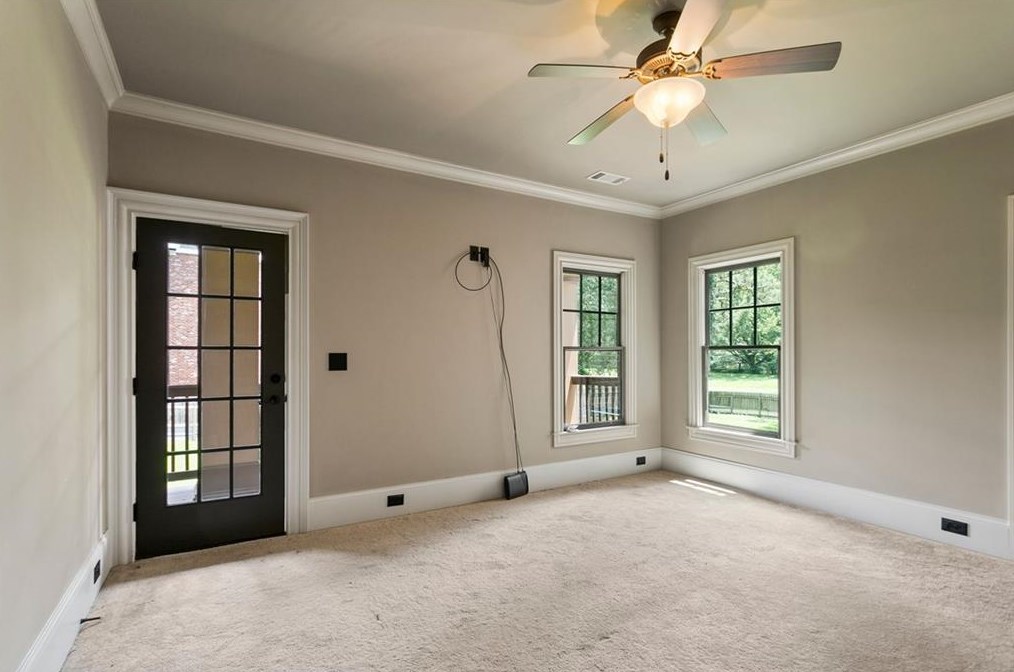 1121 Wimberly Rd, Atlanta GA  30319-2636 exterior