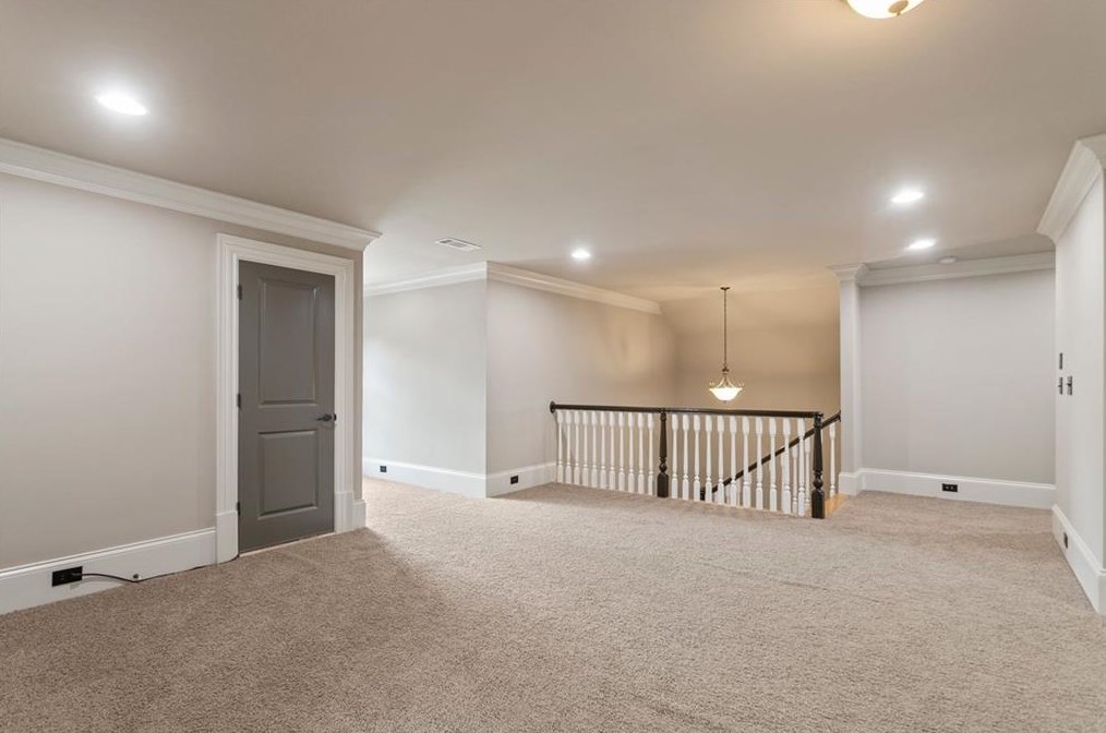 1121 Wimberly Rd, Atlanta GA  30319-2636 exterior