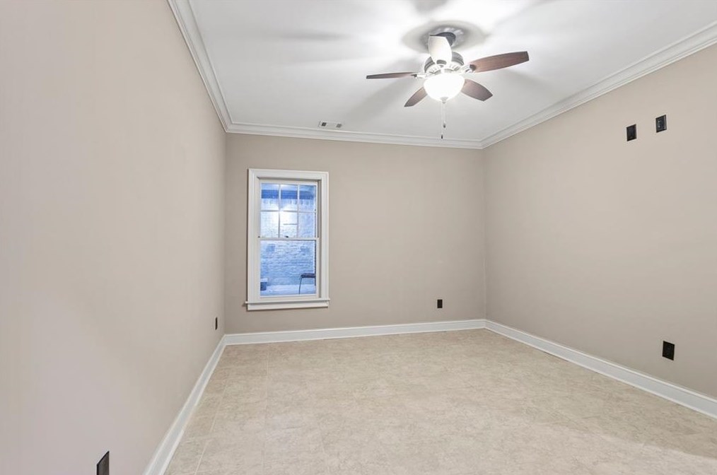 1121 Wimberly Rd, Atlanta GA  30319-2636 exterior