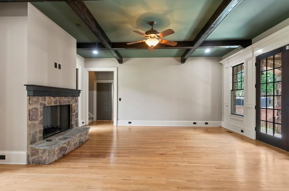 1121 Wimberly Rd, Atlanta GA  30319-2636 exterior