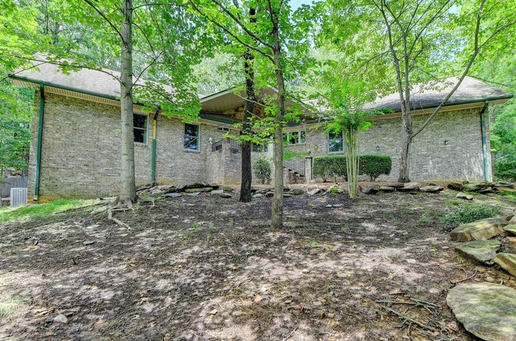 141 Eagle Heart Ct, Waleska, GA 30183