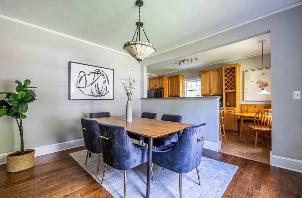 137 Heatherdown Rd, Decatur GA  30030-3817 exterior