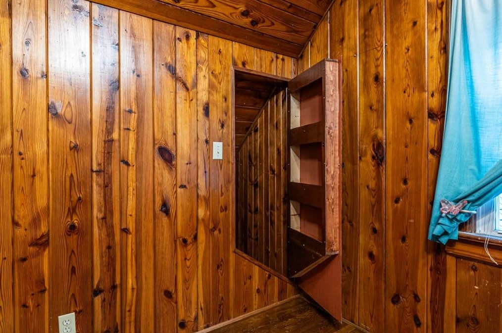 137 Heatherdown Rd, Decatur GA  30030-3817 exterior