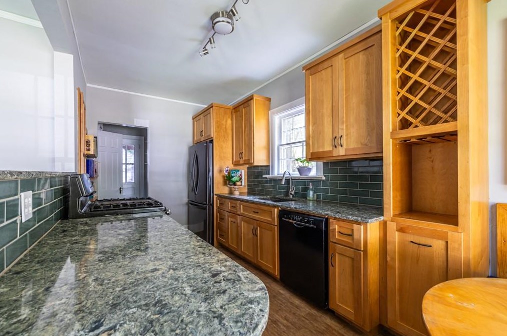 137 Heatherdown Rd, Decatur GA  30030-3817 exterior