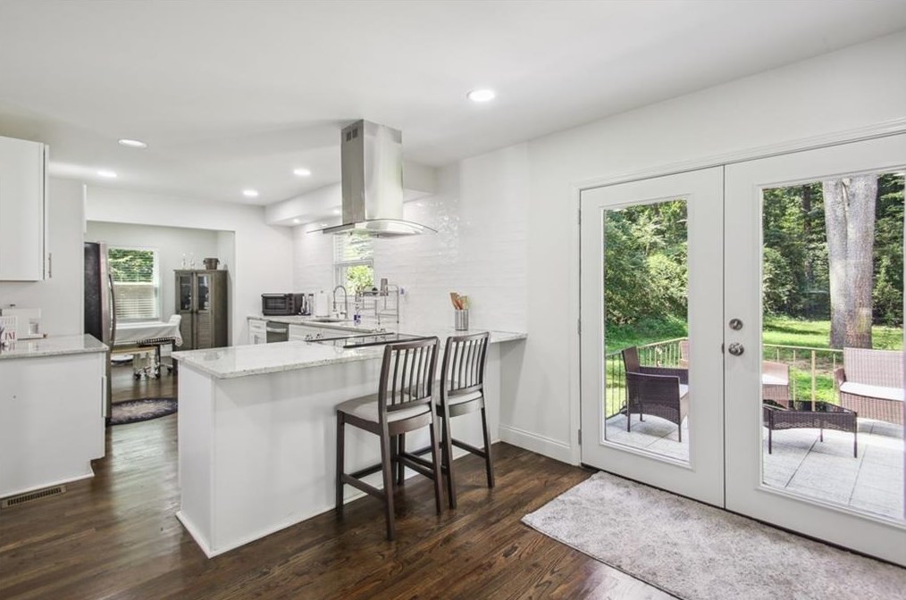 2832 Riderwood Dr, Decatur, GA 30033