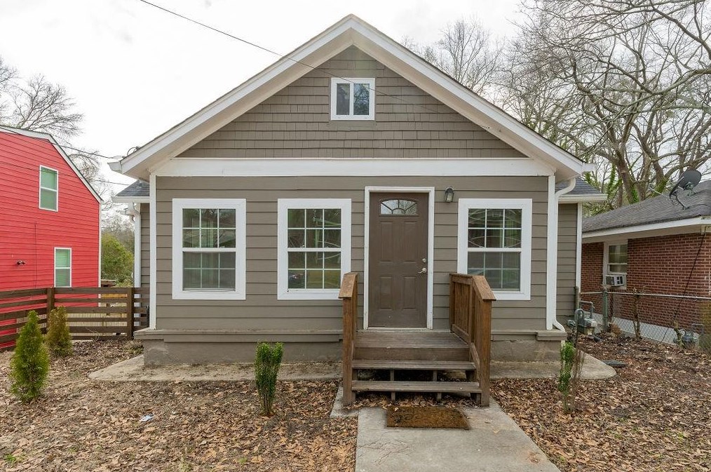 1542 Pineview Ter, Atlanta GA  30311-2746 exterior