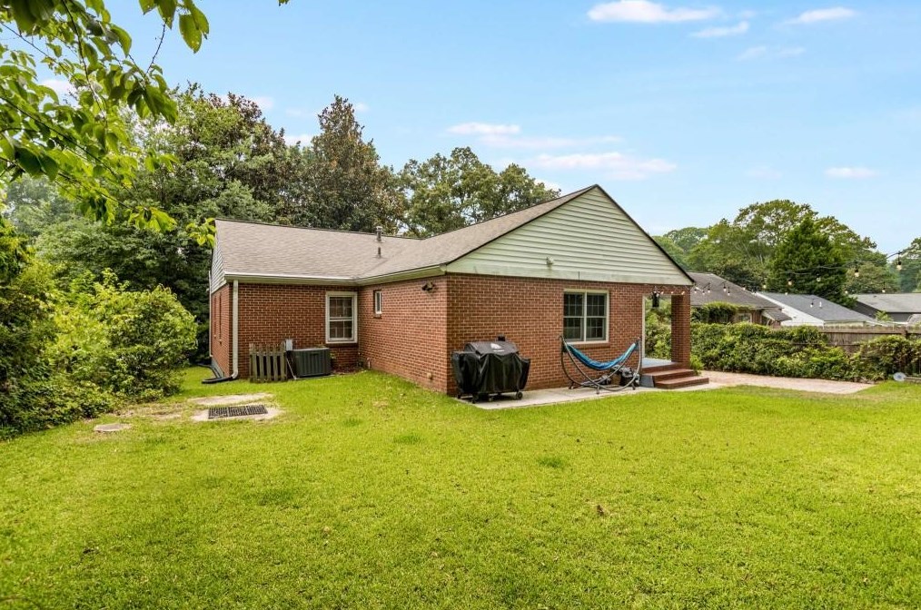 1570 Newton Ave, Atlanta GA  30316-2161 exterior